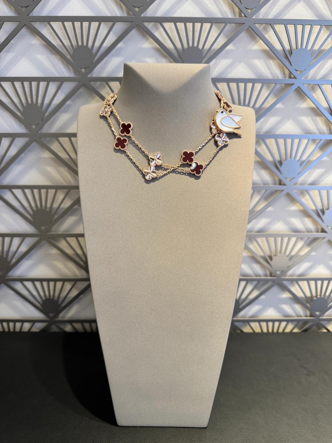 [OAKJURI Jewelry]CLOVER 20 MOTIFS LASER CARNELIAN NECKLACE