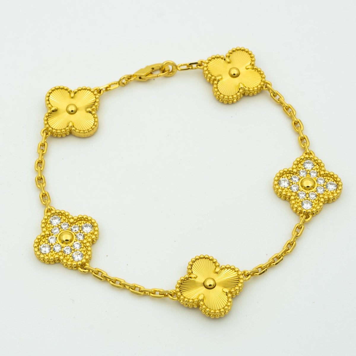 [OAKJURI Jewelry] CLASH & Clover Laser 5-Motif & LOVE Brushed Bracelet Stack Set