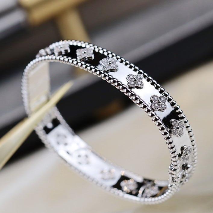 [OAKJURI Jewelry]CLOVER BRACELET 8MM DIAMONDS