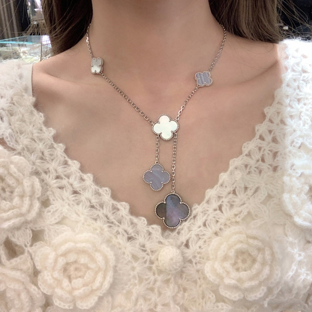 [OAKJURI Jewelry]CLOVER MOP CHALCEDONY NECKLACE SILVER 6 MOTIF