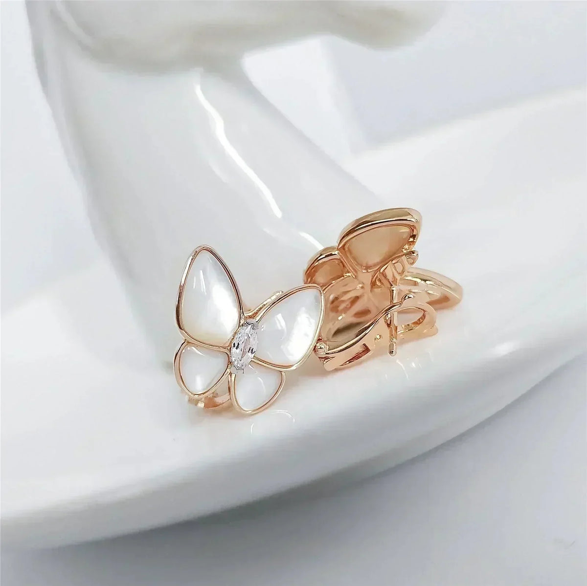 [OAKJURI Jewelry]BUTTERFLY MOP DIAMOND EARRINGS