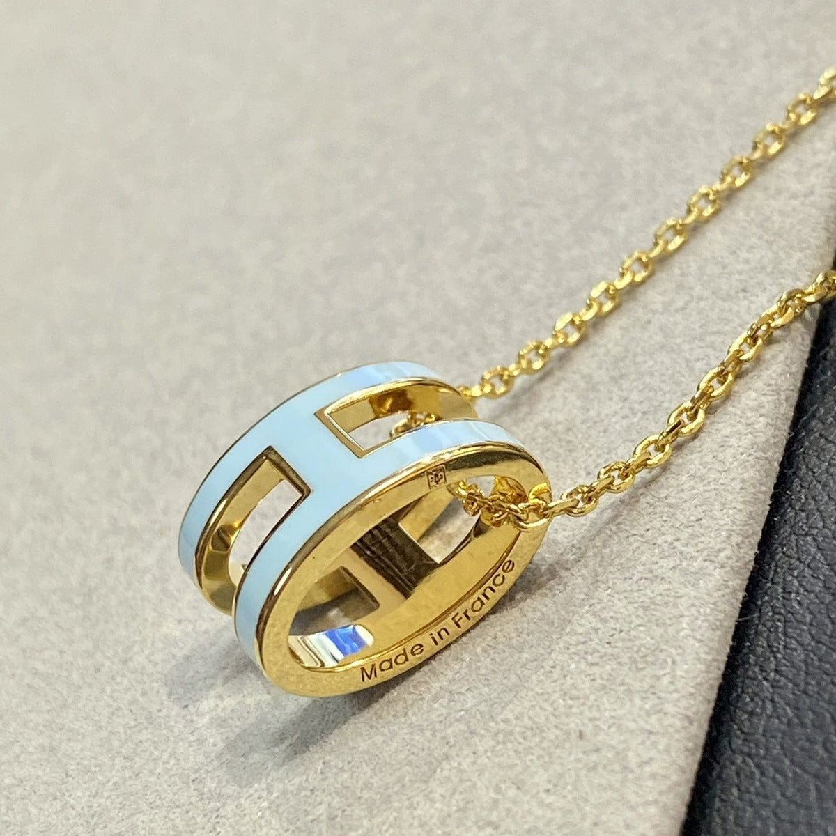 [OAKJURI Jewelry]POP H LIGHT BLUE NECKLACE