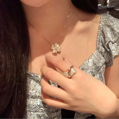 [OAKJURI Jewelry]CLOVER MOP DIAMOND ROSE GOLD NECKLACE