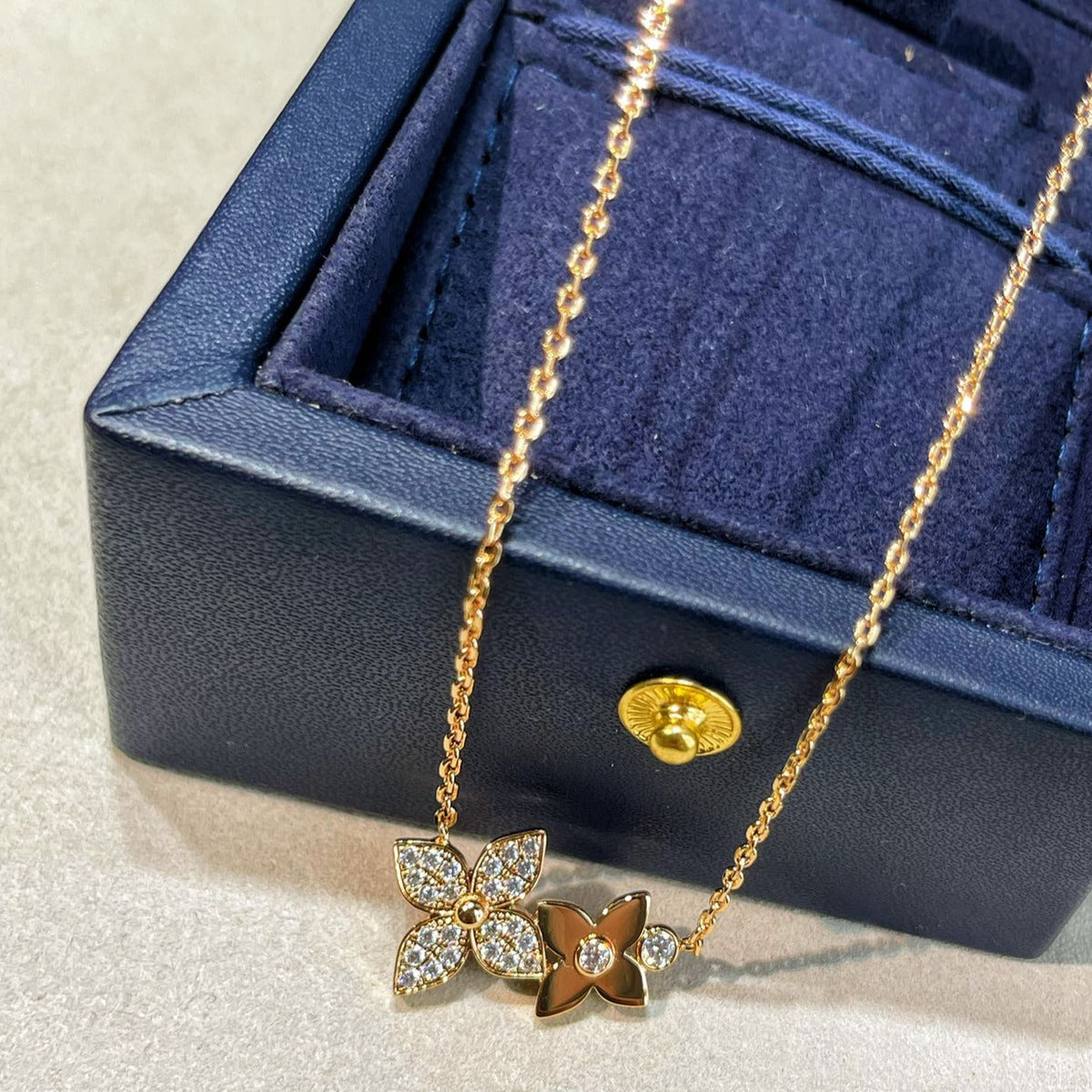 [OAKJURI Jewelry]STAR BLOSSOM NECKLACE PINK GOLD DIAMONDS