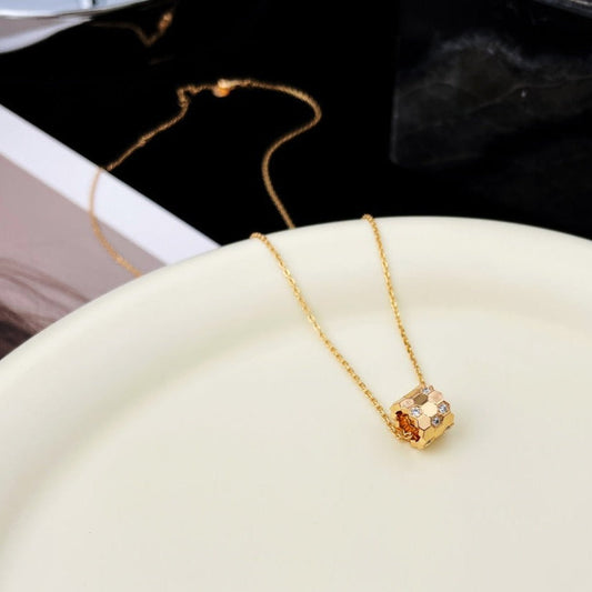 [OAKJURI Jewelry]BEE MINI PEDANT DIAMOND NECKLACE