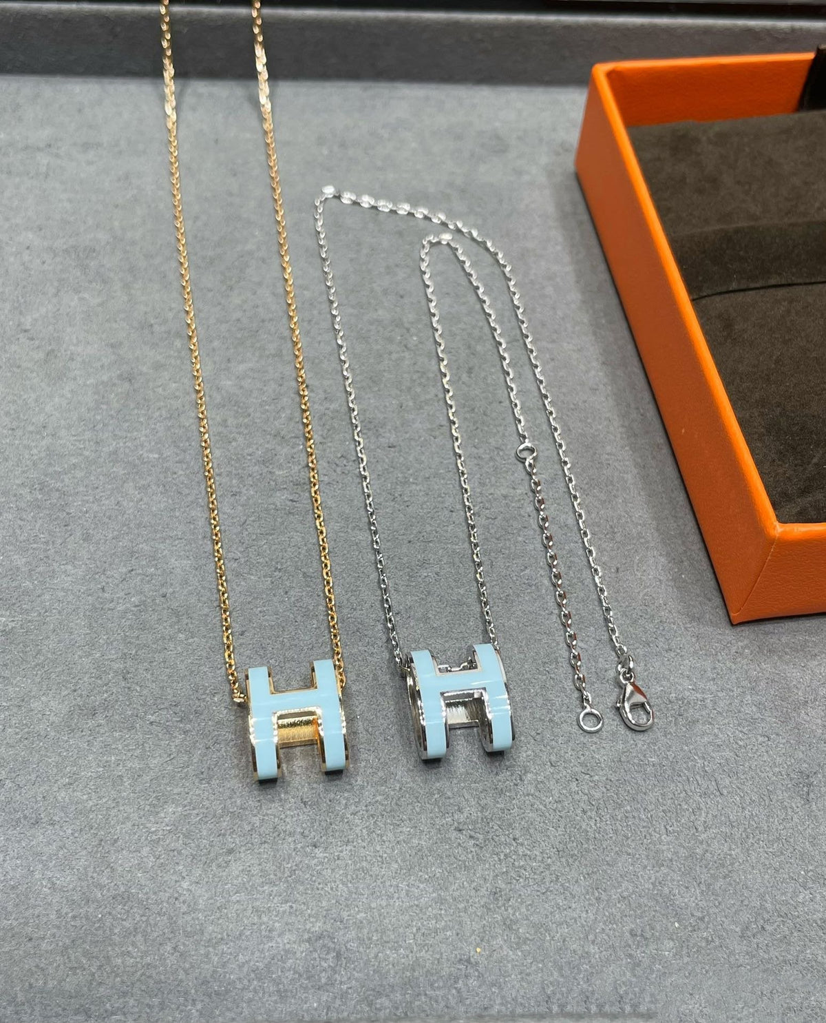 [OAKJURI Jewelry]POP H SKY BLUE NECKLACE