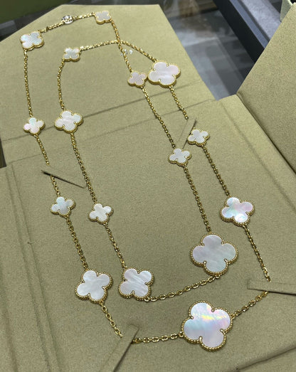 [OAKJURI Jewelry]CLOVER 16 MOTIF WHITE MOP GOLD NECKLACE