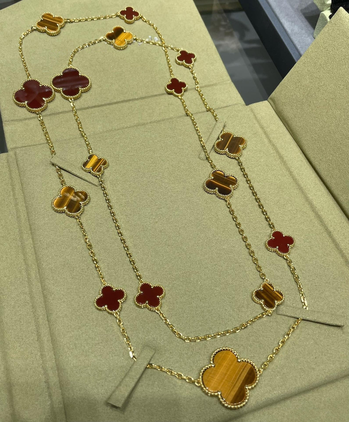 [OAKJURI Jewelry]CLOVER 16 MOTIF CARNELIAN TIGER EYE ROSE GOLD NECKLACE