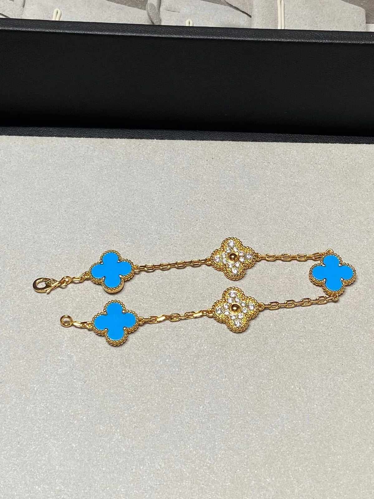 [OAKJURI Jewelry] CLOVER 5 MOTIF BLUE AGATE BRACELET COLLECTION