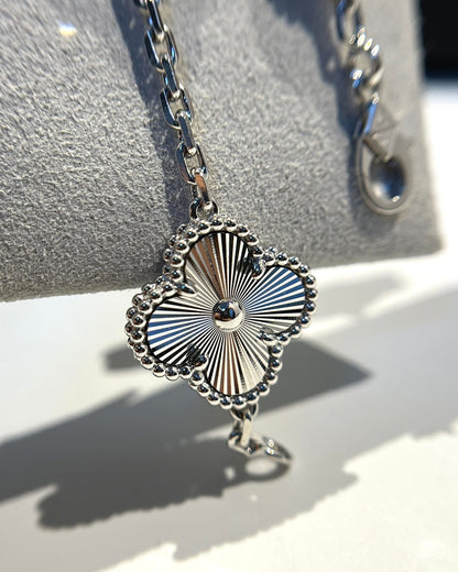 [OAKJURI Jewelry] CLOVER 5 MOTIF LASER BRACELET COLLECTION