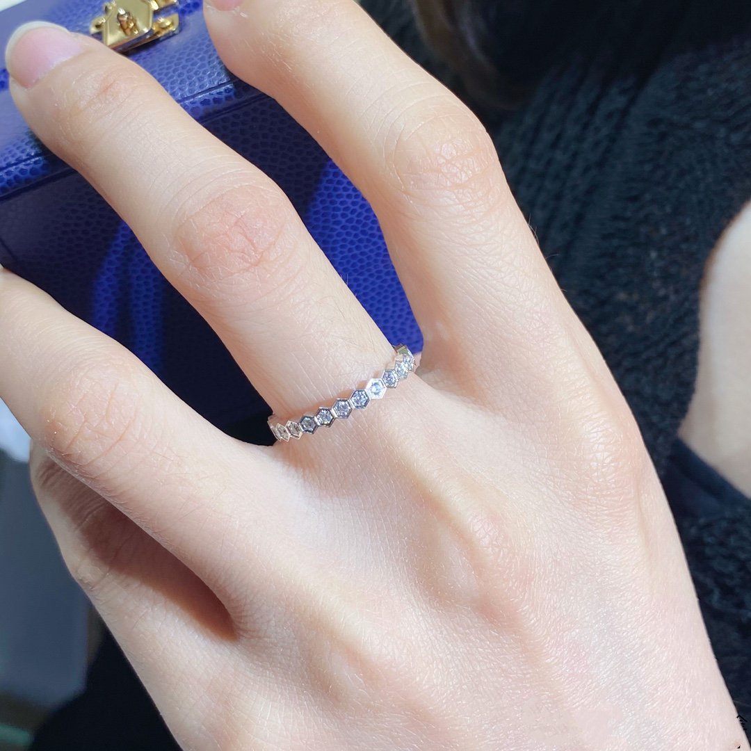 [OAKJURI Jewelry]BEE LOVE DIAMOND PAVED SMALL RING