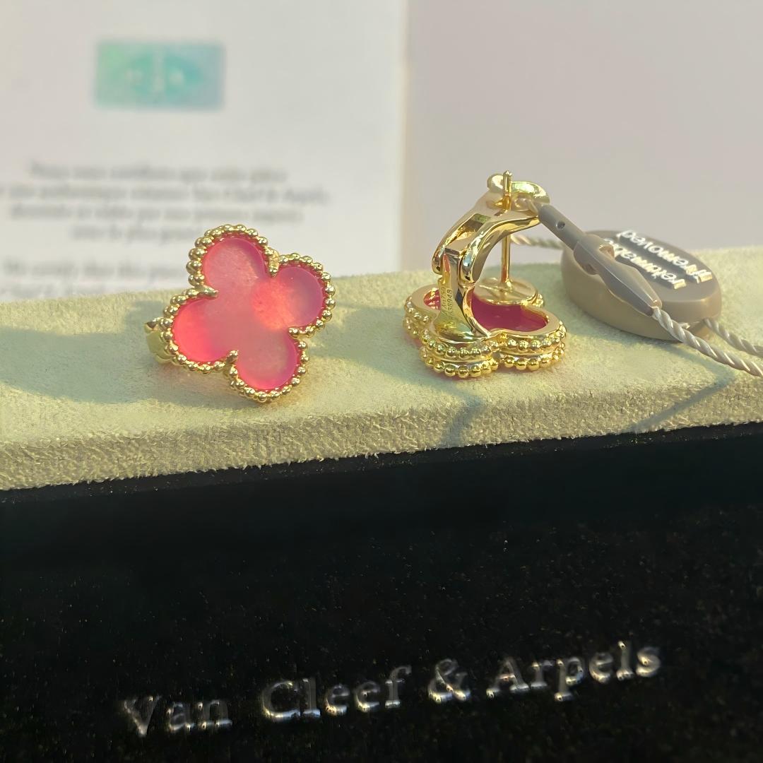 [OAKJURI Jewelry]NEW CLOVER 15MM PINK ENAMEL STUD EARRINGS