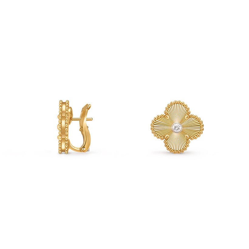 [OAKJURI Jewelry]CLOVER 15MM MOP DIAMOND EARRINGS COLLECTION