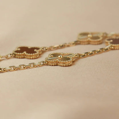 [OAKJURI Jewelry] CLOVER 5 MOTIF RED CORNELIAN BRACELET COLLECTION