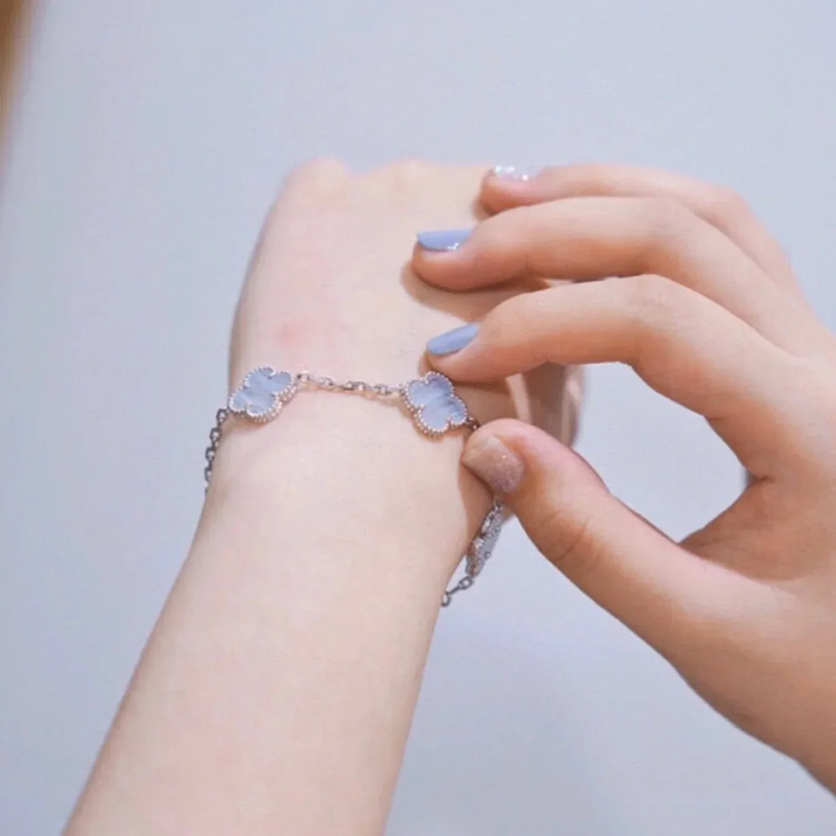 [OAKJURI Jewelry] CLOVER 5 MOTIF PURPLE CHALCEDONY BRACELET COLLECTION