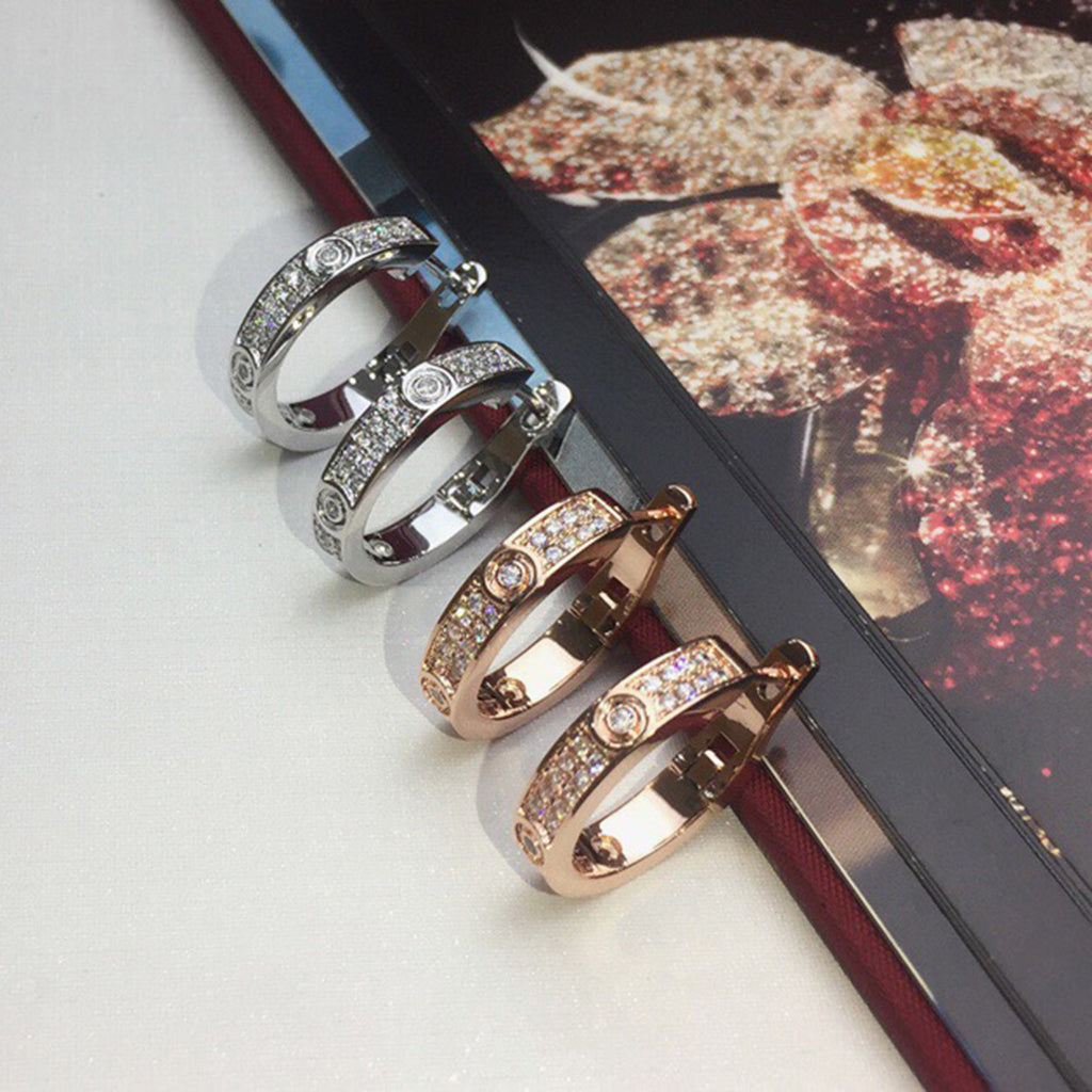 [OAKJURI Jewelry] LOVE 5.5MM DIAMOND PAVED EARRINGS