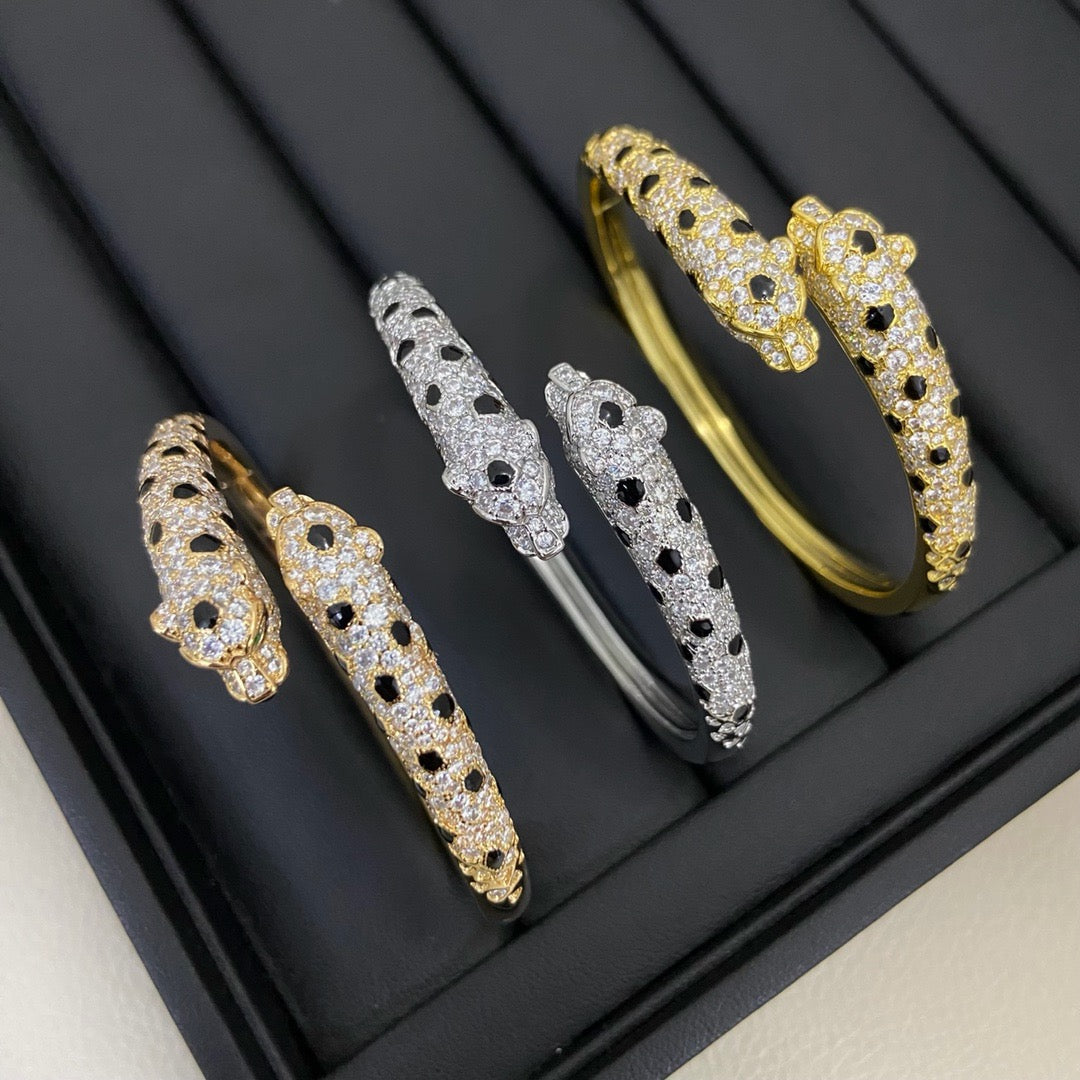 [OAKJURI Jewelry] PANTHERE DOUBLE HEADED HALF DIAMOND OPEN BRACELET