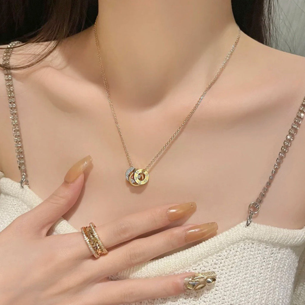 [OAKJURI Jewelry] LOVE 6 DIAMOND PENDANT NECKLACE