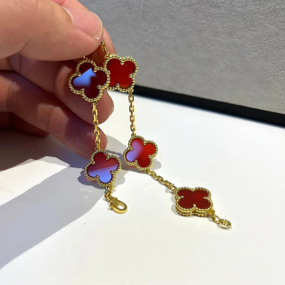 [OAKJURI Jewelry] CLOVER 5 MOTIF RED CORNELIAN BRACELET COLLECTION