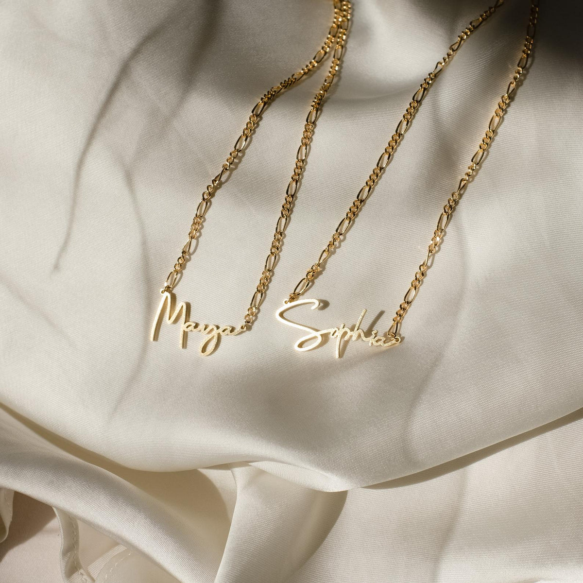 Carrie Figaro Chain Name Necklace