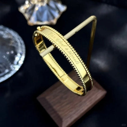 [OAKJURI Jewelry]CLOVER PERLEE BRACELET SIGNATURE ENGRAVING SERIES