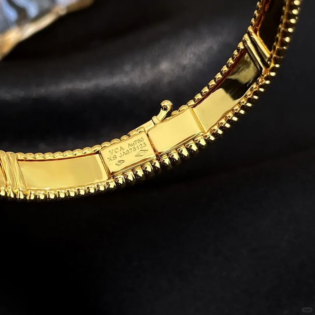 [OAKJURI Jewelry]CLOVER PERLEE BRACELET SIGNATURE ENGRAVING SERIES