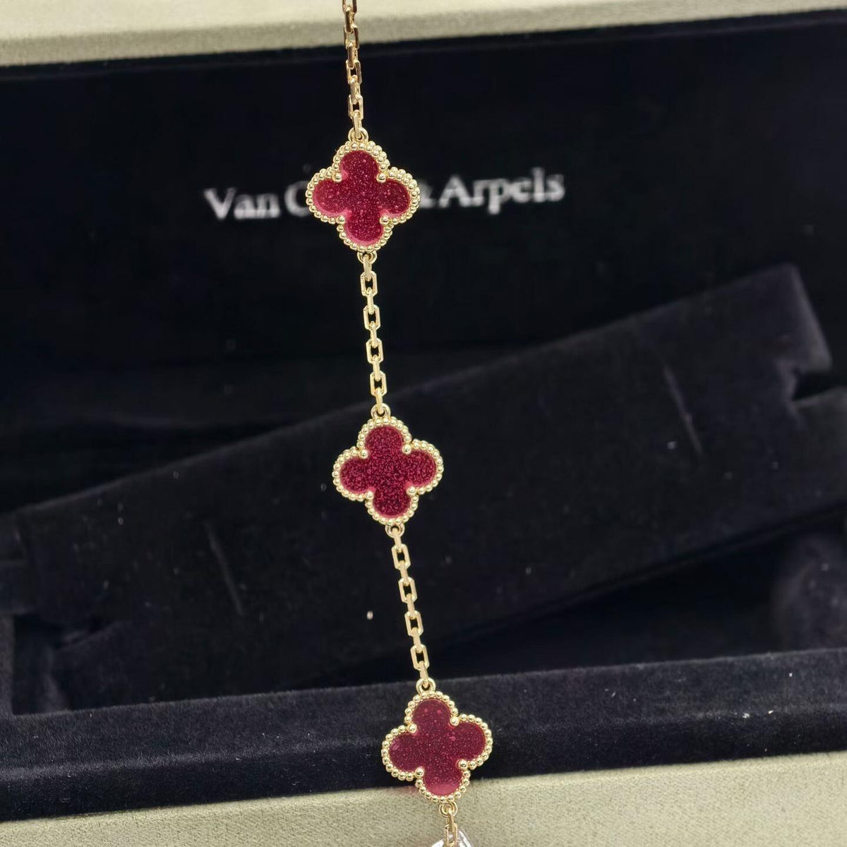 [OAKJURI Jewelry]NEW CLOVER 5 MOTIFS PINK ENAMEL BRACELET