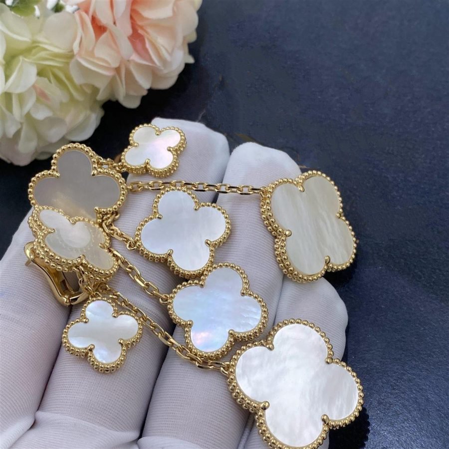 [OAKJURI Jewelry]CLOVER EARRINGS WHITE MOP 4 MOTIFS GOLD