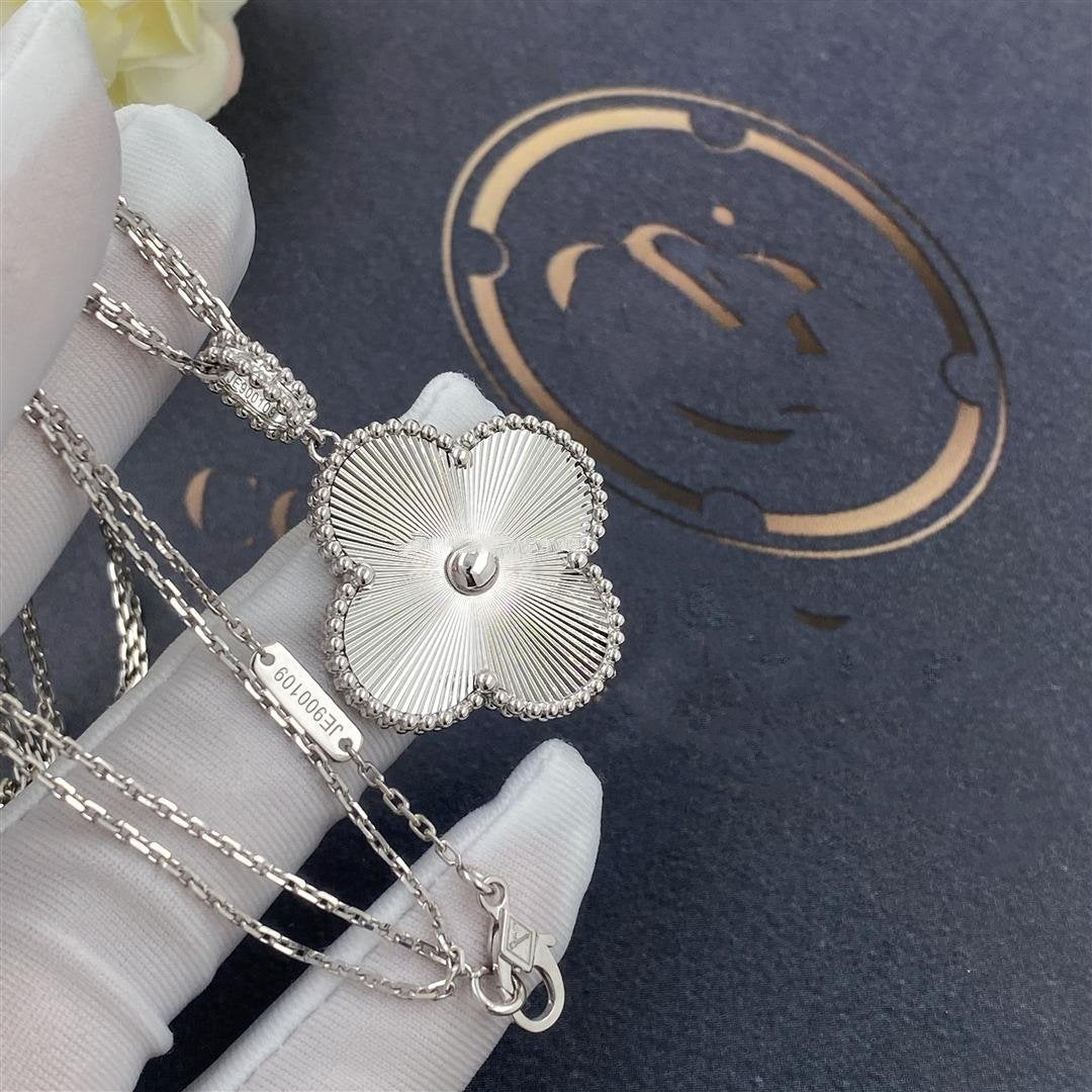[OAKJURI Jewelry]CLOVER 25MM SILVER BIG CLOVER NECKLACE