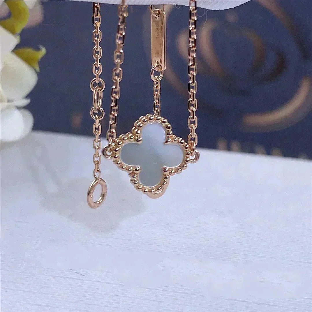 [OAKJURI Jewelry]CLOVER WHITE MOP SINGLE FLOWER BRACELET